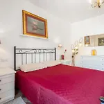 Lucca Old Town Apartment