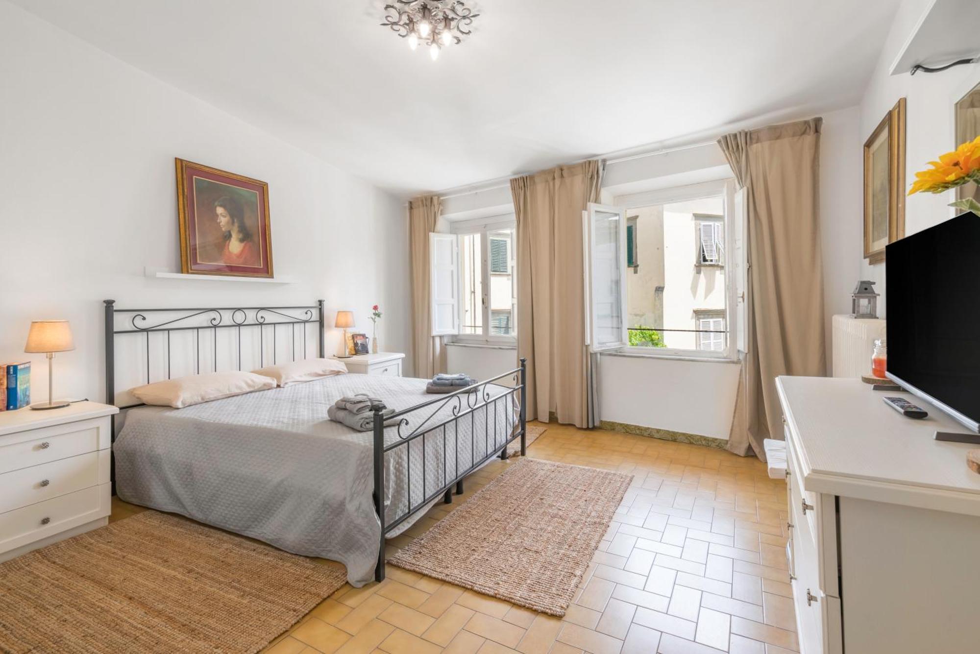 Old Town Apartment